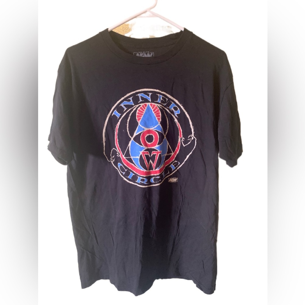 AEW Inner Circle Wrestling Tee Size L Great condition